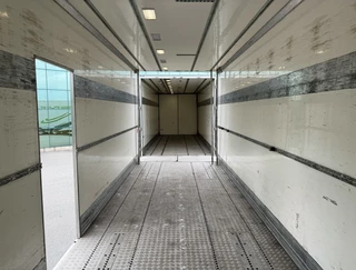 DAF XF 510 2015 - FAN GEÏSOLEERDE BAKKEN ZIJDEUR LAADKLEP KACHEL DOORLAADSYSTEEM FLOOR HANGER obrazek 9