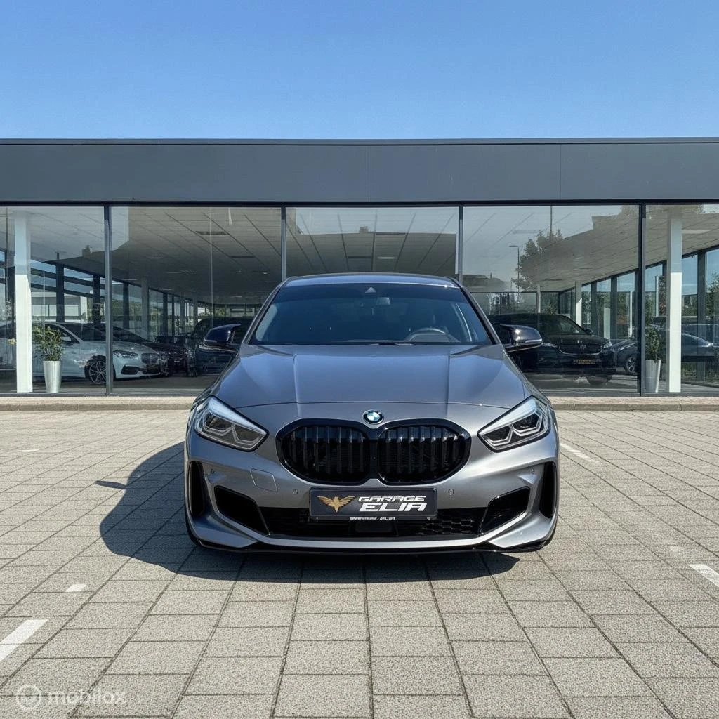 BMW 1 Serie 2022 - 118i M Sport Business | NAV | Camera| Automaat afbeelding 6