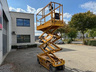 Haulotte N/A 2012 - Compact 8 , electric scissorlift, 2012 year!! image 3