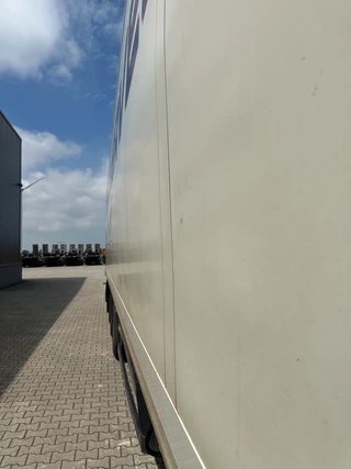 Schmitz Cargobull N/A 2008 - SKO24 / SAF DISC / 2x LIFTAXLE / GALVANIZED / NL-TRAILER / DAMAGED zdjecie 30