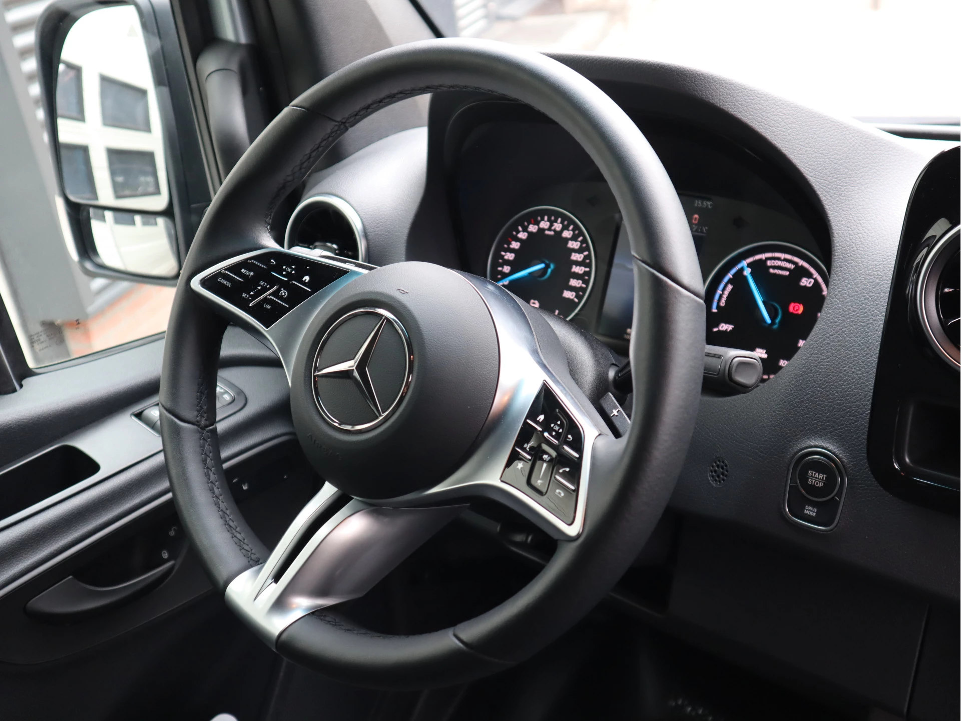 Mercedes-Benz eSprinter 2024 - 314 L2H2 Accu 56 kWh RWD WLPT 181 km - New Model - Snel laden - LED - Vol Opties zdjęcie 12