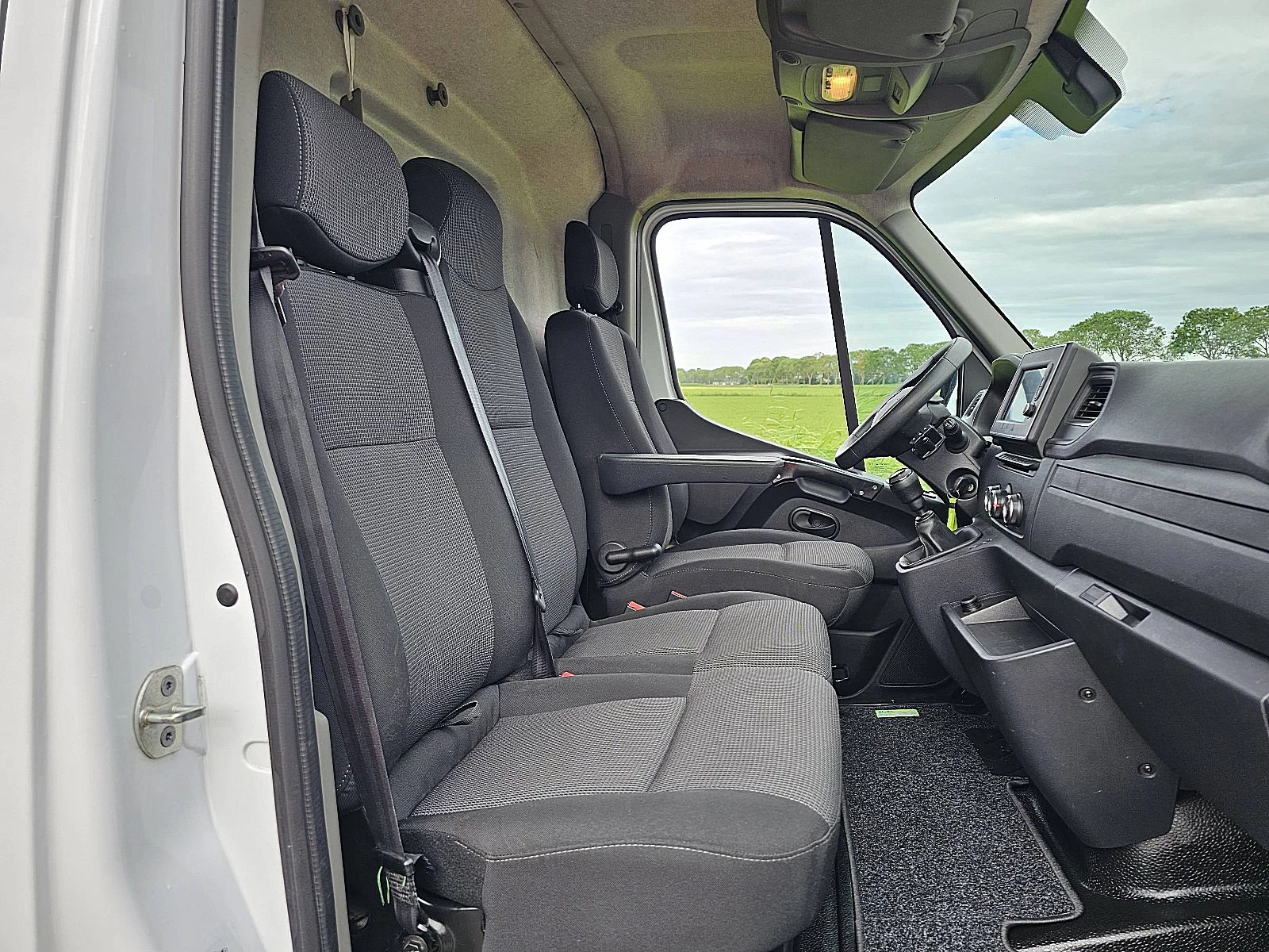 Renault Master 2024 - 2.3 imagen 7