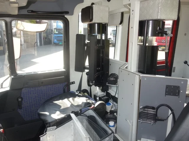 MAN LE 2002 - 220C GODIVA POMP 2000 LITER TANK,MANUAL GEARBOX obrázek 17