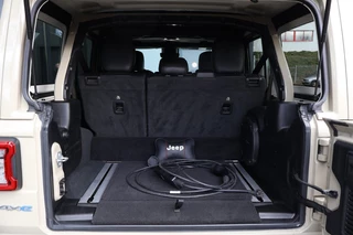 Jeep Wrangler 2022 - 4XE 380 Plug In Hybrid SAHARA / GOBI / 20 inch Bawarrion zdjecie 28