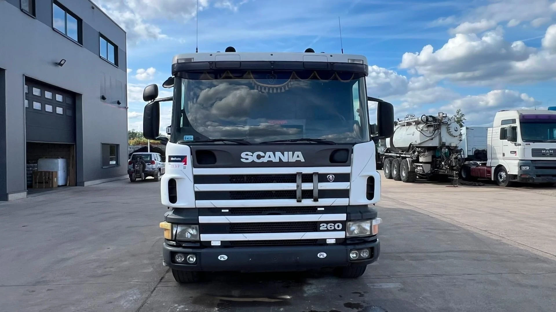 Scania 94 260 1999 afbeelding 2
