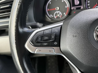 Volkswagen Transporter 2020 - 2.0 TDI 111 PK HIGHLINE / STARLIGHT BLUE METALLIC / L2H1 / TREKHAAK / IMPERIAAL / CAMERA / CRUISE / AIRCO afbeelding 10