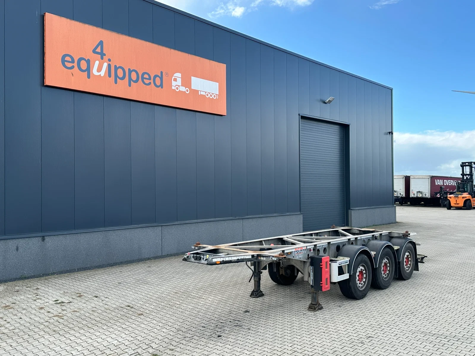 Van Hool 2015 - 20FT ADR chassis / empty weight: 3.260kg / discbrakes / liftaxle / NL-chassis Bild 1