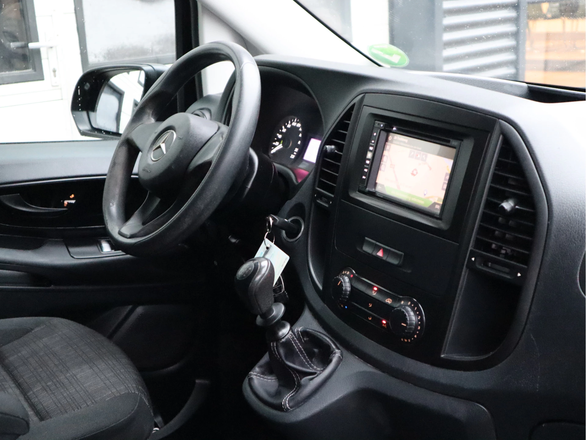 Mercedes-Benz Vito 2017 - 111 CDI Euro 6 Lang L2 DC 5 Pers. - Trekhaak - Dealer Onderhouden Bild 11