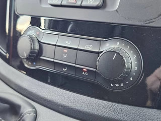 Mercedes-Benz Vito 2023 - 114 image 10