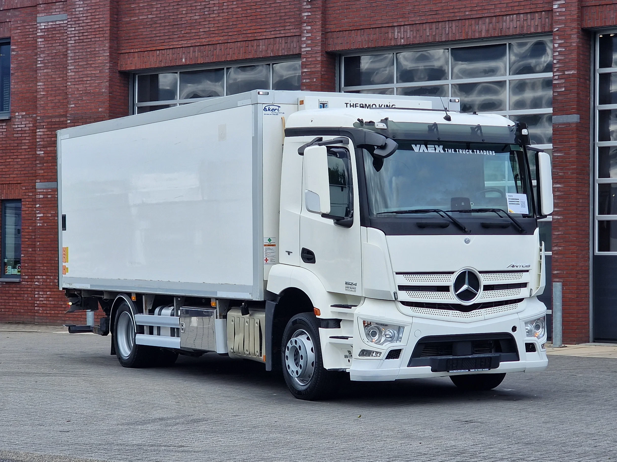 Mercedes-Benz Antos 1824 2018 - 4x2 - Thermoking Spectrum frigo - Zepro loadlift - Ekeri box - Euro 6 afbeelding 1