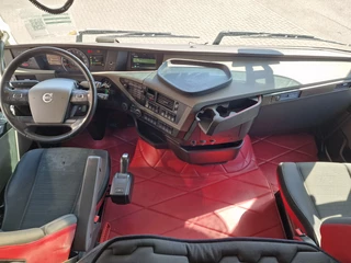 Volvo FH 2019 - 13.500 Low roof 6x2 - PTO/Hydraulic - 3.00 WB - Steel/air - VEB+ afbeelding 19