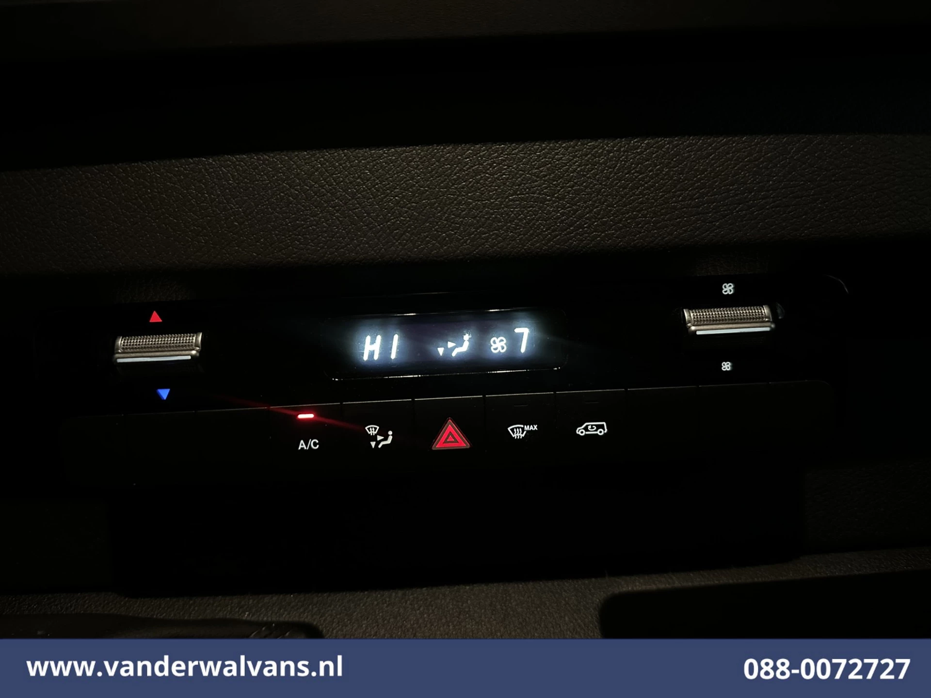 Mercedes-Benz Sprinter 2022 - 317 CDI 170pk L3H2 Euro6 Airco | 360 graden Camera | Navigatie | Apple Carplay | Cruisecontrol obrázek 8