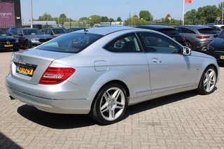 Mercedes-Benz C-Klasse 2011 - Coupé 180 AUT7 Ambition NAVI 18'' <<ZEER NETTE AUTO>> afbeelding 10