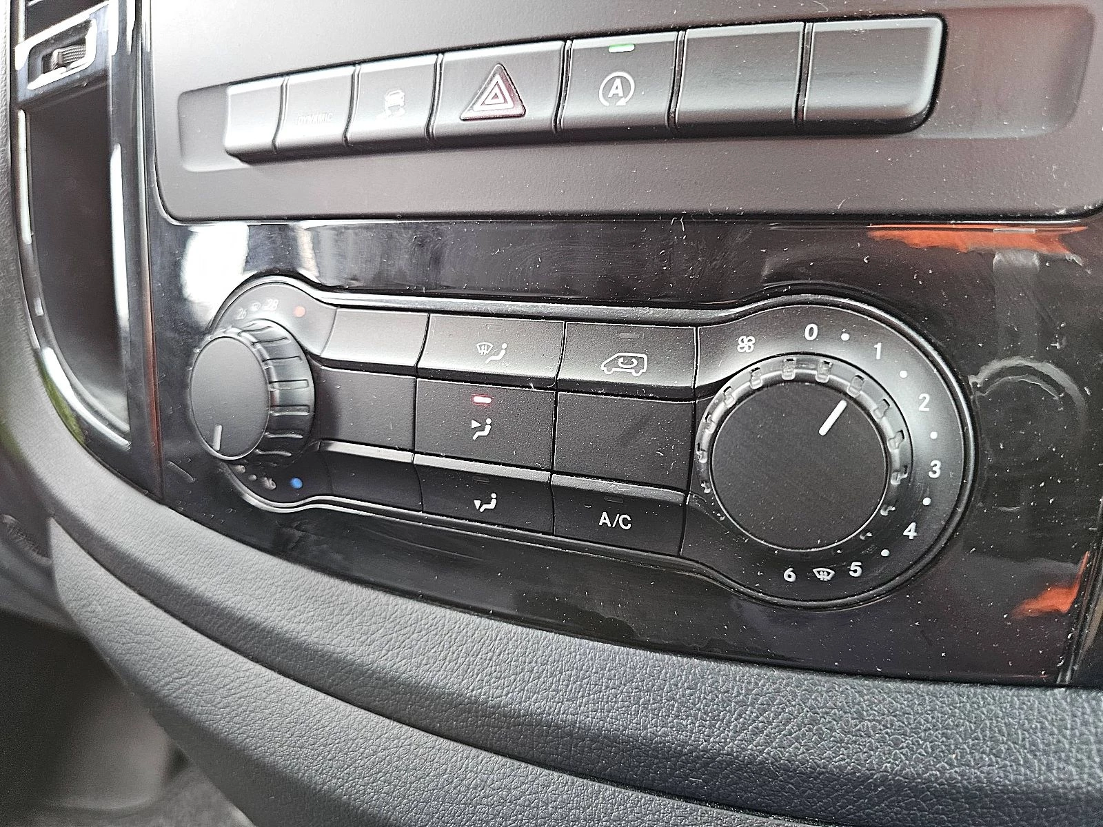 Mercedes-Benz Vito 2022 - 116 immagine 13