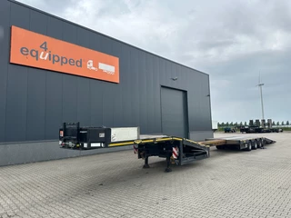 Broshuis N/A 2017 - 3ABSD Lowloader 3-axle / GVW: 59.000kg / Neck: 23.000kg / hydraulic steering + ramps + loading table / 4.60m extendable / winch / liftaxle image 1