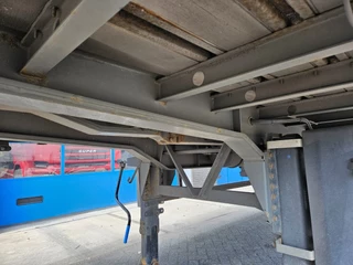 LAG 0-1-23 2007 - 0-1-23 Nieuwe Apk Laadklep 2000 kg Omega vloer imagen 12