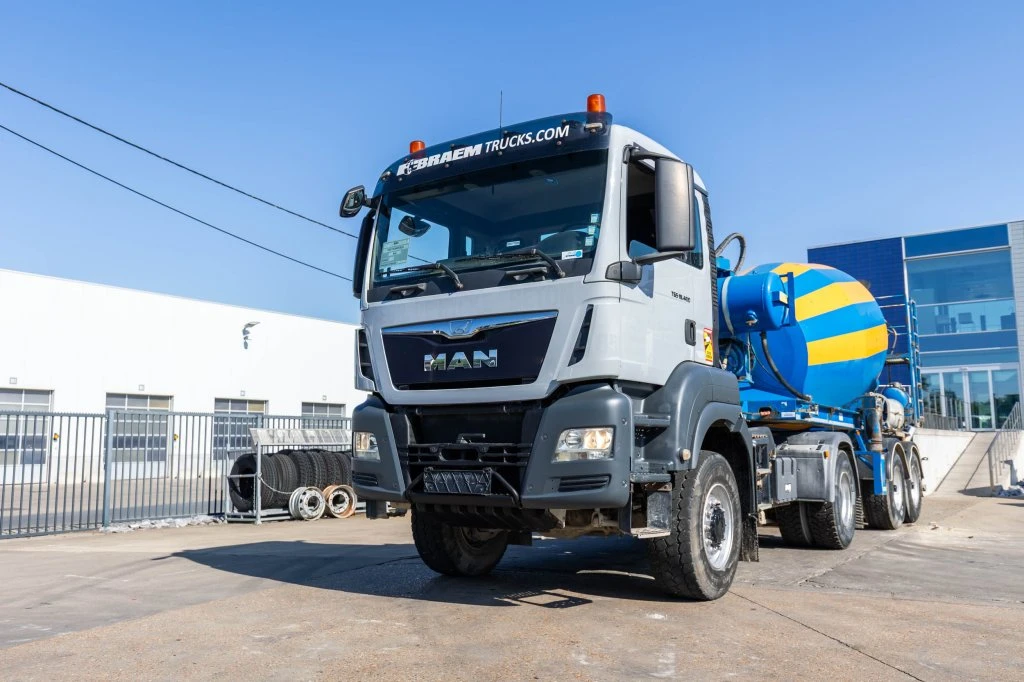 MAN TGS 2014 - 18.400 BLS -4X4+LIEBHERR 10M3 (2018) afbeelding 1
