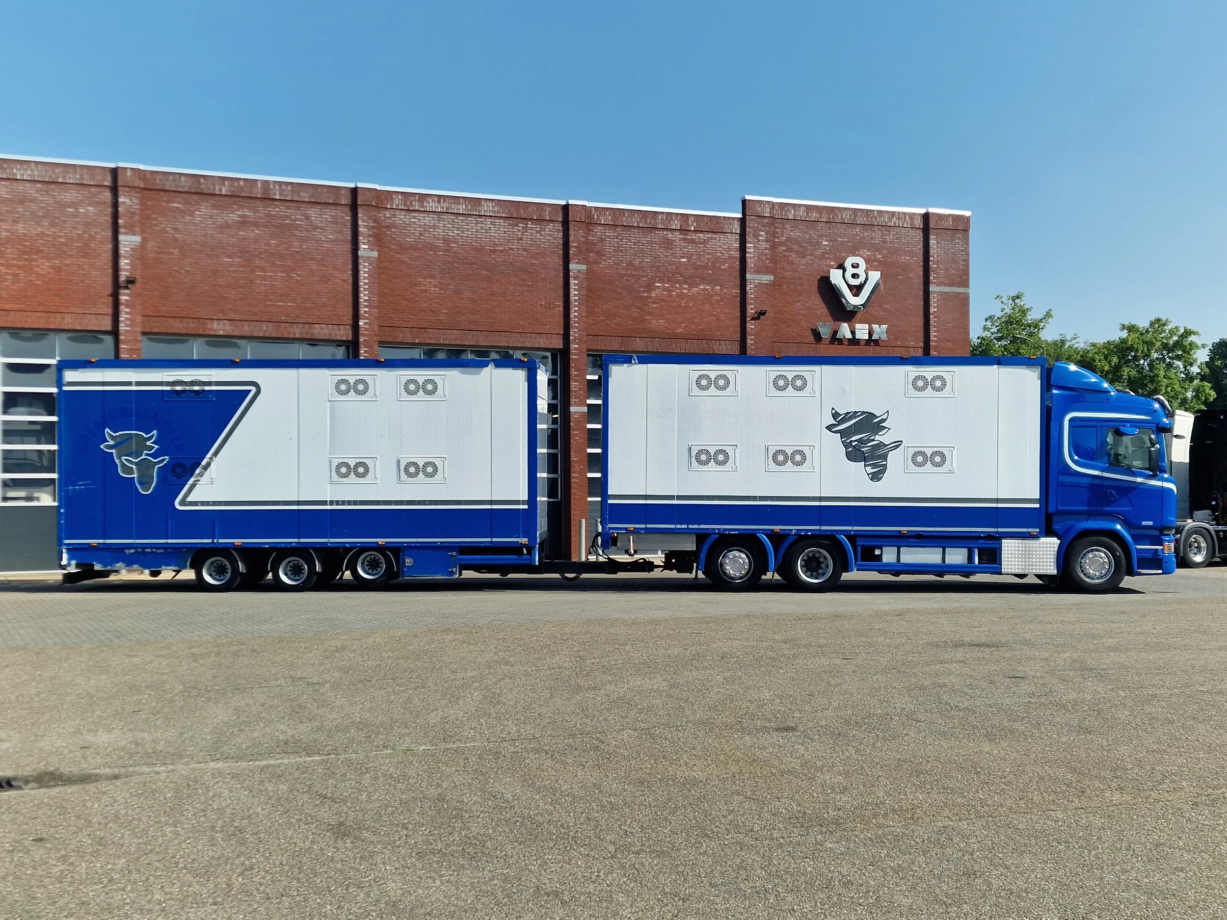 Scania R 2016 - R520 V8 6x2*4 - Livestock Ravenhorst 2 deck + GS Meppel/Ravenhorst 2 deck trailer - Water & Ventilation Bild 10