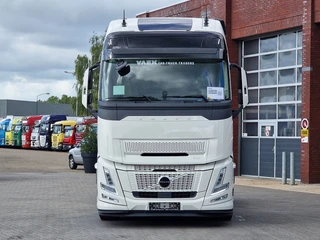 Volvo FH 2026 - 13.500 Globetrotter XL Aero 4x2 - New - Full spec - Retarder - Night clima - Leather afbeelding 2 miniatuur