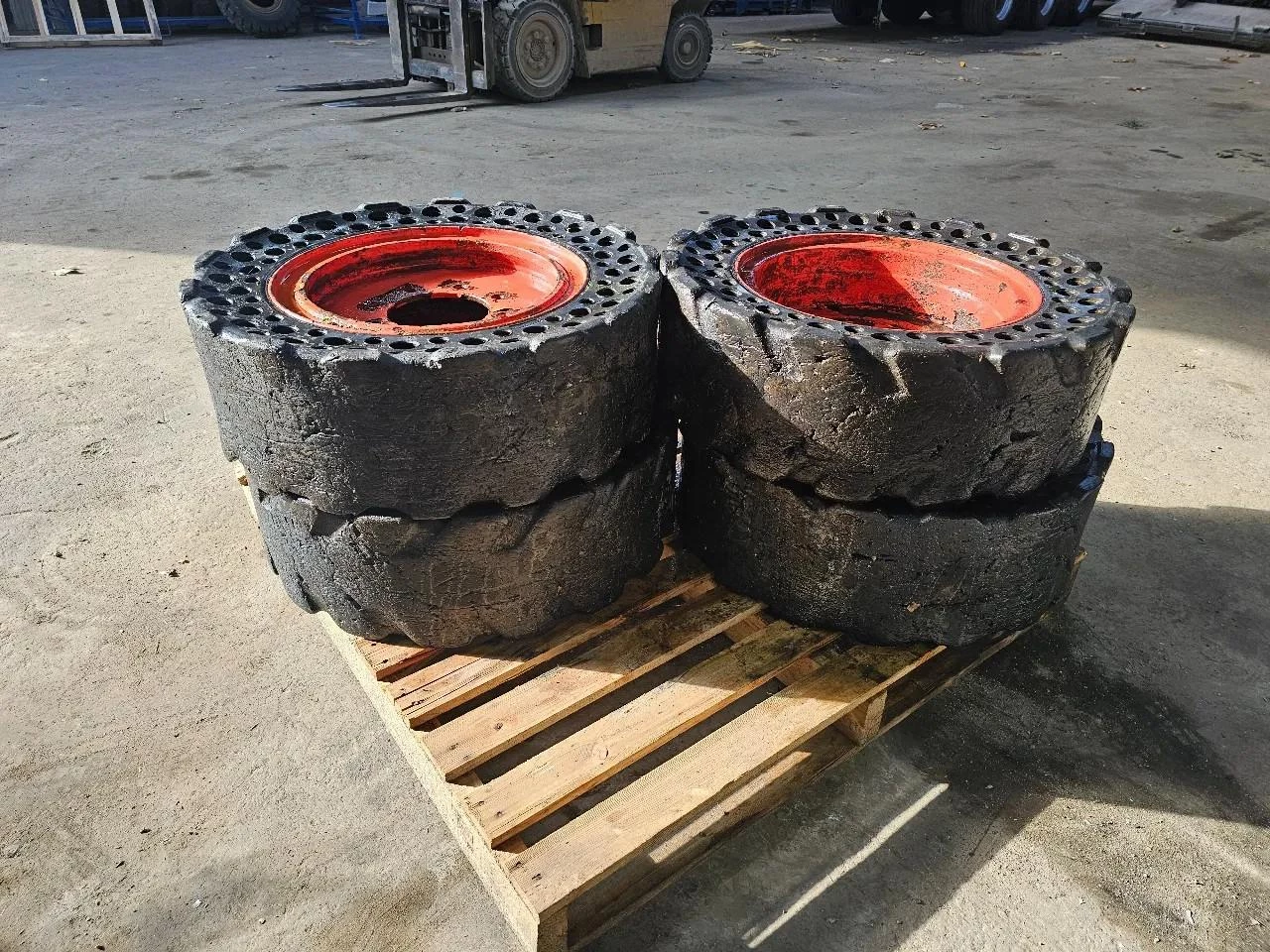 Michelin 30x10-16 Bild 3