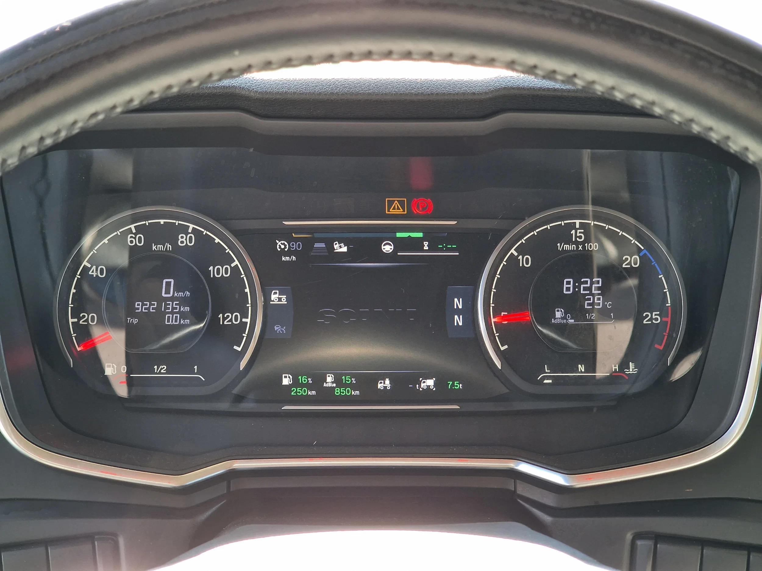Scania S 2021 - S540 NGS Highline 4x2 - Low deck - Retarder - Custom interior - Night clima - Full air - Led - Navi obrázek 14
