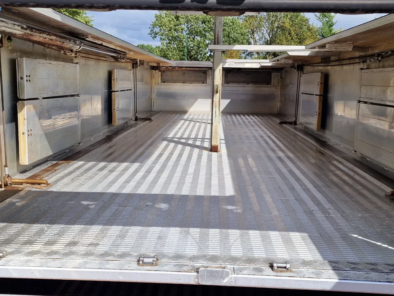 Volvo FM 2006 - 380 6x2 - 2/3 stock Berdex Livestock - 54M3 - Weighbridge - I shift obrázek 38