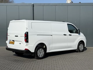 Ford Transit Custom 2024 - 2.0 TDCI 136 PK TREND / L2H1 / 41.992 KM !! / 2.800 KG AHG / CAMERA / CRUISE / 3 ZITS / AIRCO / CARPLAY bild 3