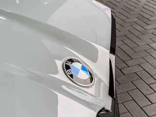 BMW XM 2023 - 748PK V8 PHEV Label Red 30 kWh image 40
