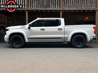 Chevrolet Silverado 2024 - High Country изображение 3