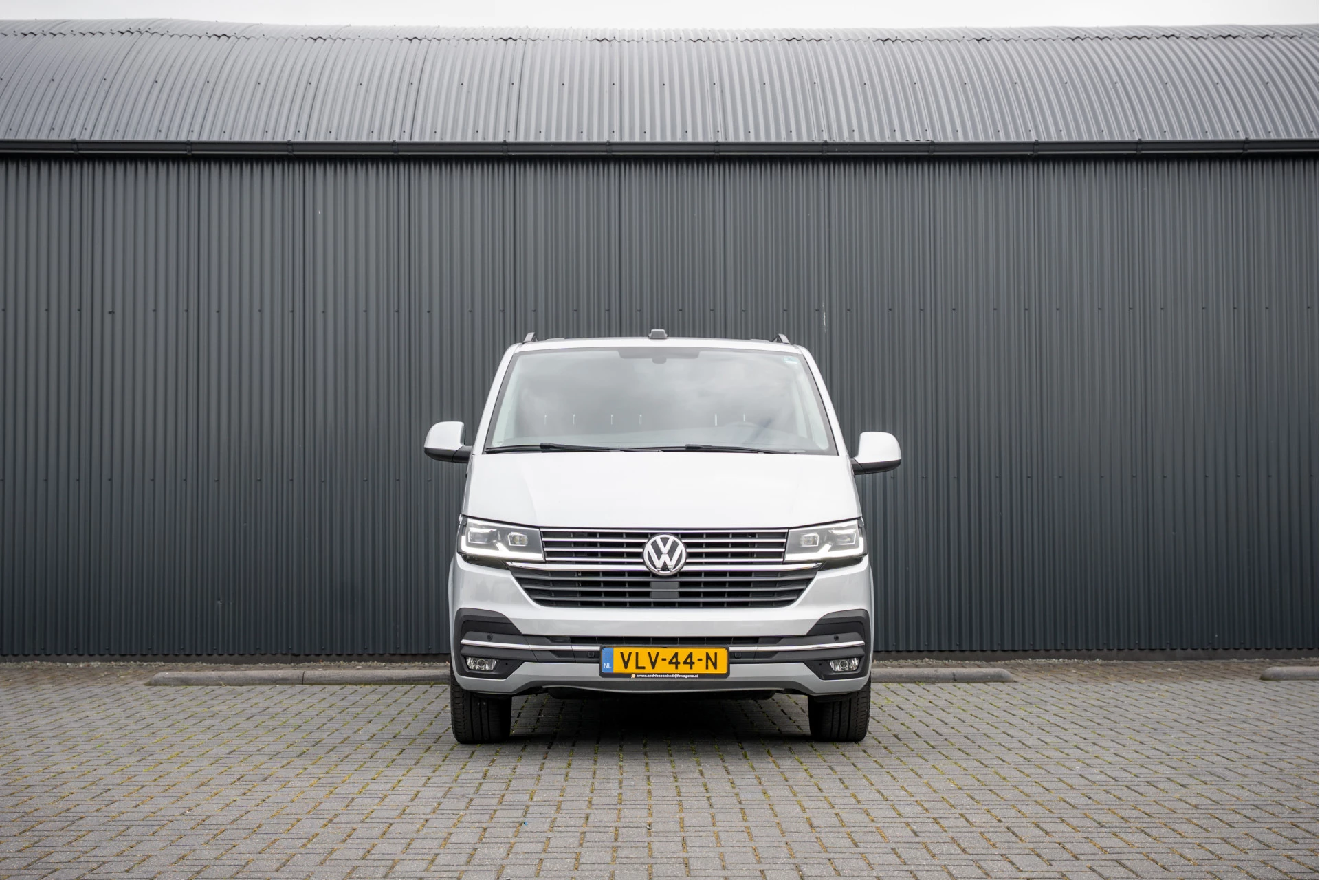 Volkswagen Transporter 2021 - T6.1 Bulli 2.0 TDI L1H1 | Virtual cockpit | Automaat | 150 PK | 3-Zits | 1e Eigenaar | LED | Camera | Carplay | PDC | Zijschuifdeur R+L | Trekhaak obrázek 3