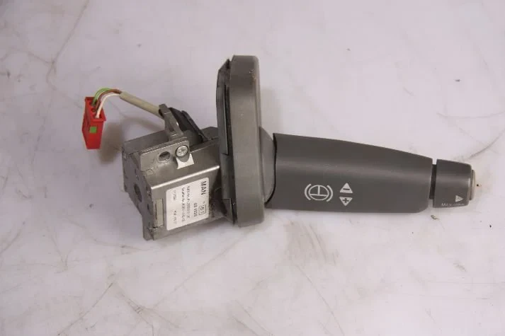 MAN - Electrical System Stuurkolom schak. intarder afbeelding 1