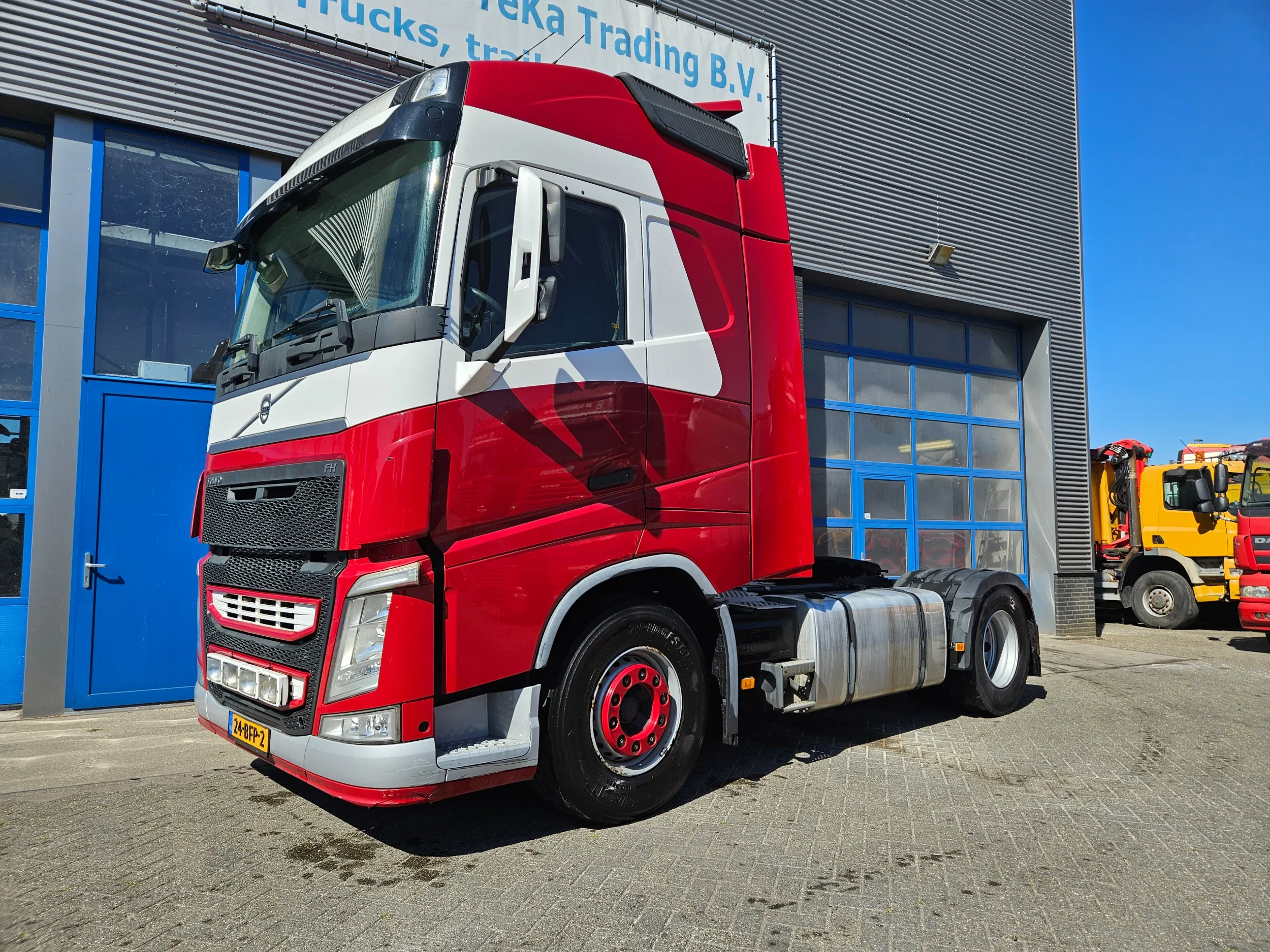 Volvo FH 2015 - 460 Double tank Netherlands truck afbeelding 1