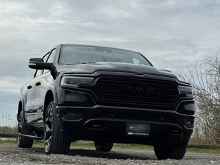 Dodge Ram 1500 2020 - LIMITED NIGHT 5.7L V8, LAGE BIJTELLING, 1E EIG, DEALER ONDERHOUDEN afbeelding 2