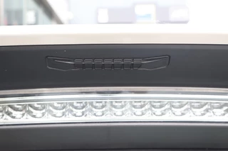 Jeep Avenger 2023 - 1.2 ALTITUDE / 18 inch + All Season / Apple Carplay / LED Lampen zdjecie 37