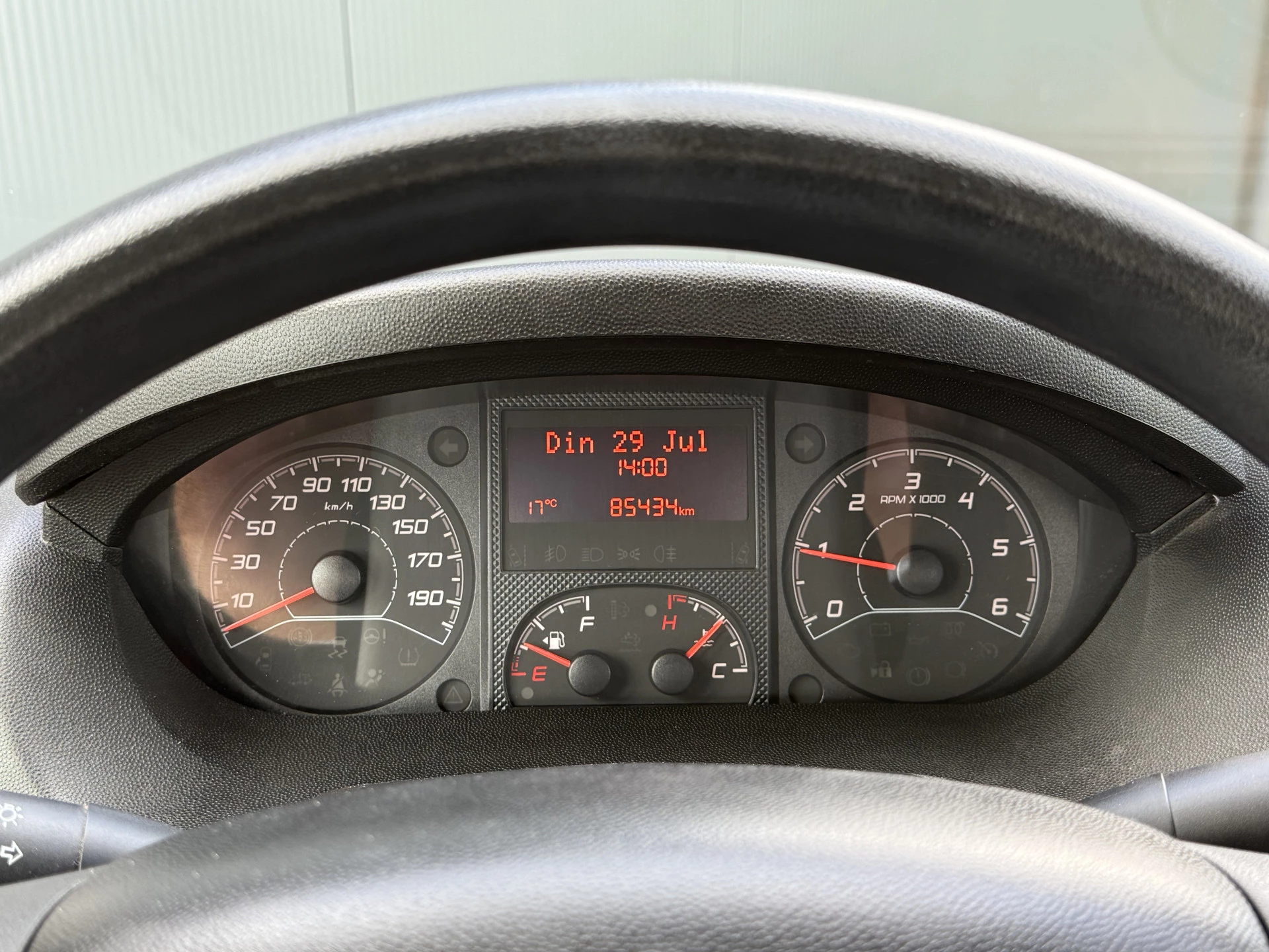 Citroën Jumper 2020 - 2.2 BlueHDi 140 PK EURO 6 / L4 MAXI PICK UP / 4.20 LAADBAK / 1e EIG. / 2.5 TONS TREKHAAK / 3-ZITS obrázek 11