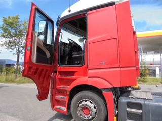 Mercedes-Benz Actros 2015 - 1843 NL TRUCK bild 11