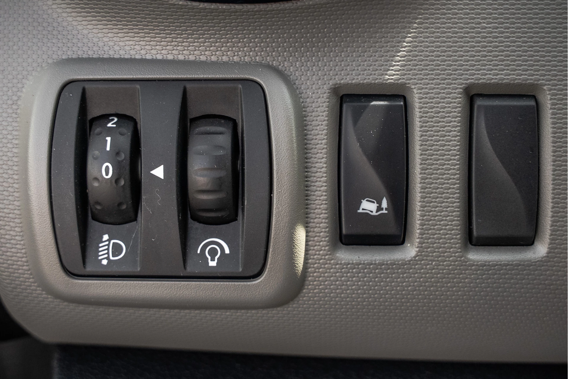Renault Trafic 2018 - Passenger **1.6 dCi 9-Pers L2H1 | Incl. BPM, BTW vrij | R-Link | Navi | Airco | Cruise | PDC | MF Stuur | Start / Stop** obrázek 25