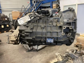 Renault N/A 2013 - 7421117210 ZF 6AS1000 TO RATIO: 6,75-0,78 zdjecie 1