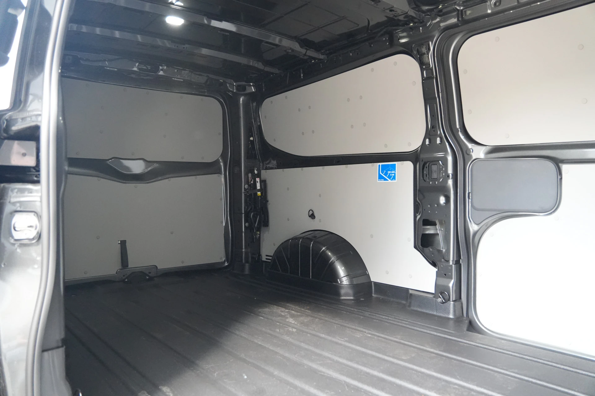 Ford Transit Custom 2025 - 320 2.0 TDCI L2H1 Trend 136pk - INCLUSIEF BPM - 2x Schuif - Achterklep - LED - Carplay - Stoelverwarming - Rijklaar Bild 12