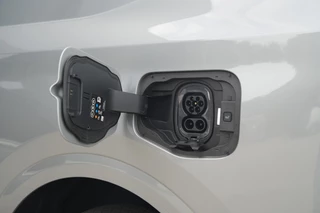 Ford E-Transit Courier 2026 - Limited 44 kWh 136pk - Trekhaak - Stoel/Stuurverwarming - ACC - Blindspot - Camera - Rijklaar image 41