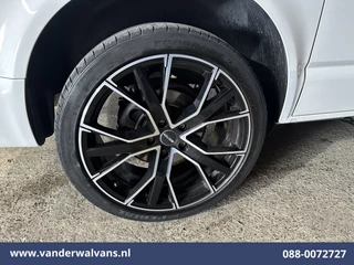 Volkswagen Transporter 2021 - 2.0 TDI L1H1 Euro6 Airco | Apple Carplay | Cruisecontrol | LM-velgen | Trekhaak | Parkeersensoren bild 3