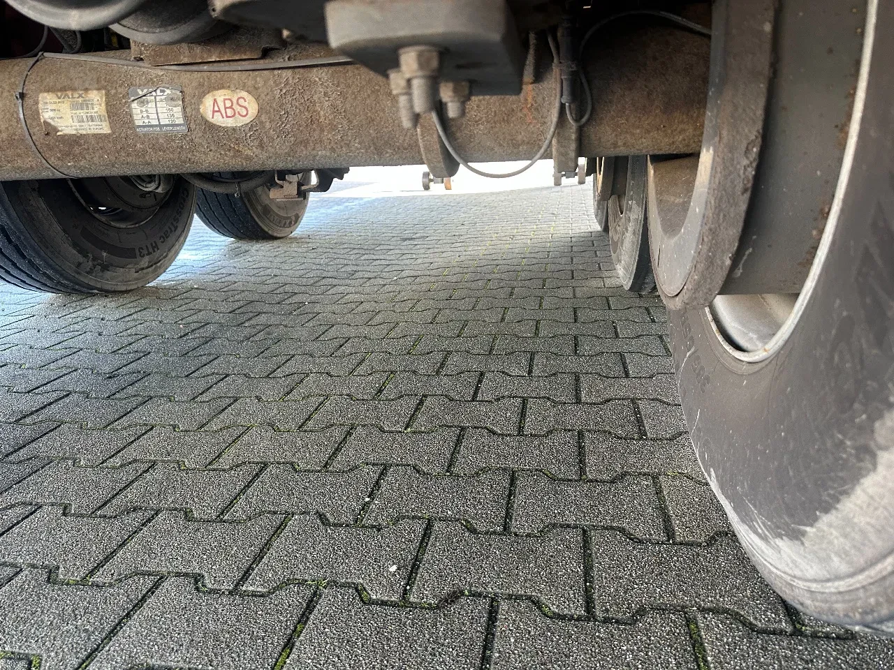 Pacton 2020 - NIEUWE ZEILEN / alu zijborden + planken / hardhouten vloer / NL-trailer / APK: 08-2026 Bild 26