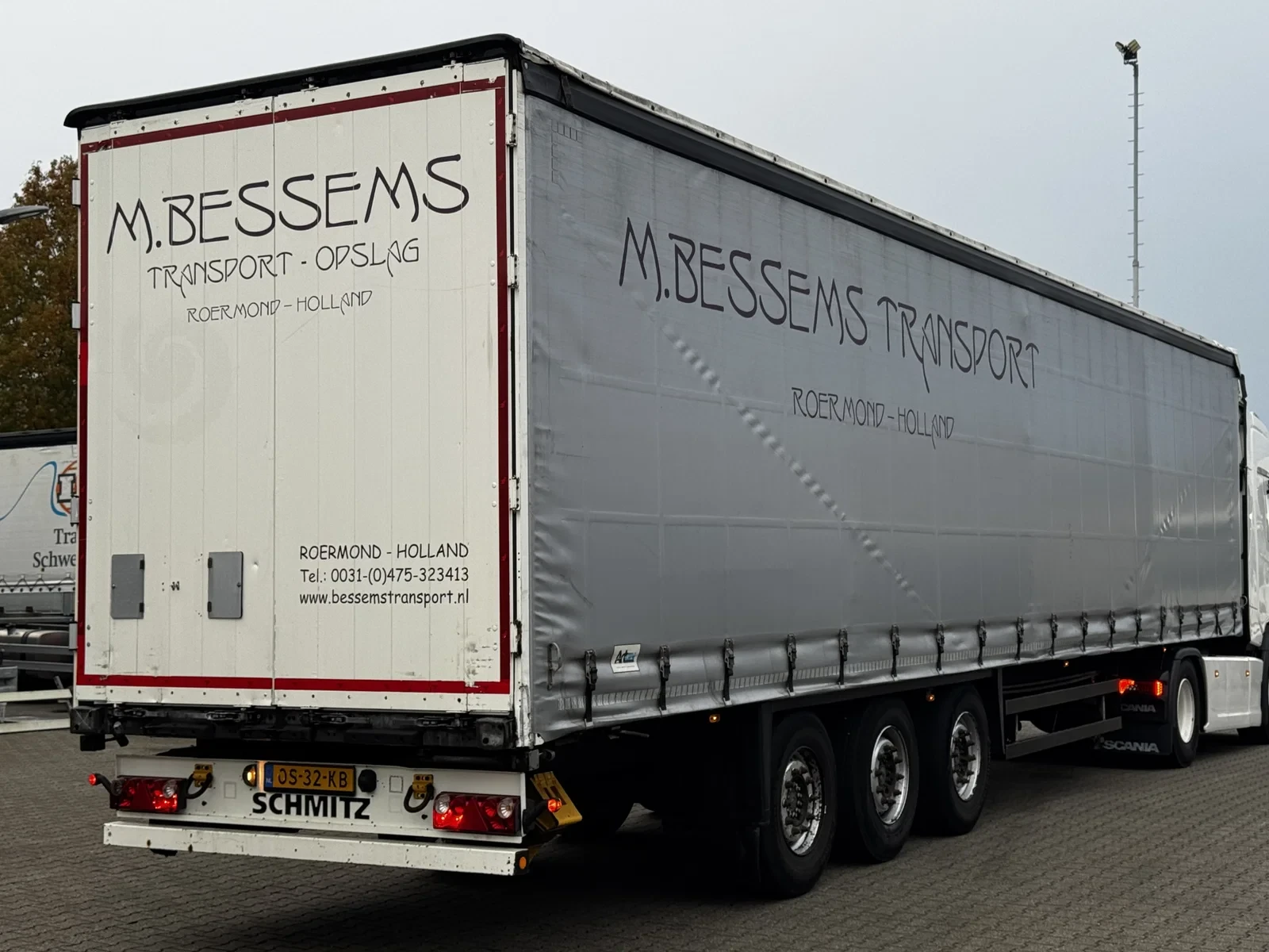 Schmitz Cargobull 2012 - Schuifzeil -dak / Disc Brakes / APK 08-2027 imagen 1