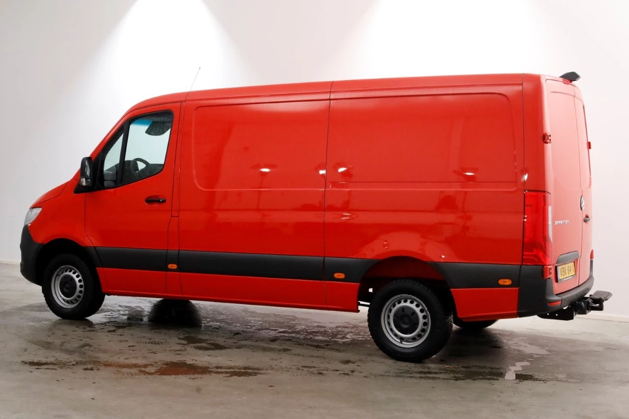 Mercedes-Benz Sprinter 2019 - 314 CDI 143pk E6 RWD L2H1 Navi/Camera/Trekhaak 3500kg 08-2019 Bild 9