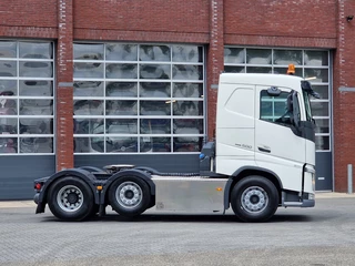 Volvo FH 2020 - 13.500 6x2/4 Low roof - MA chassis - PTO/Hydraulic - Full air bild 8