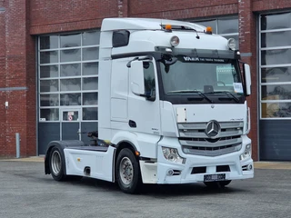Mercedes-Benz Actros 2017 - 18.400 Streamspace 4x2 - Full air - Lifthing 5th wheel - Low deck - Euro 6 на продажу
