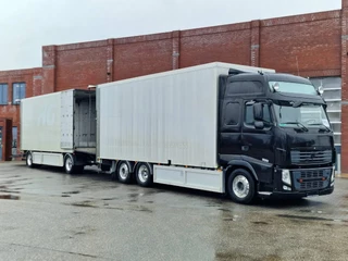 Volvo FH 2013 - 13.460 Globetrotter XL 6x2 - Box with side doors - Loadlift + Kelberg trailer 2012 with loadlift afbeelding 65