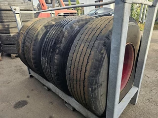 BRIDGESTONE R 164 \ TRAILERBAND | 425/65 R 22.5| 4 STUKS | 12-12-8-5 MM PROFIEL| 2010 - N/A image 5