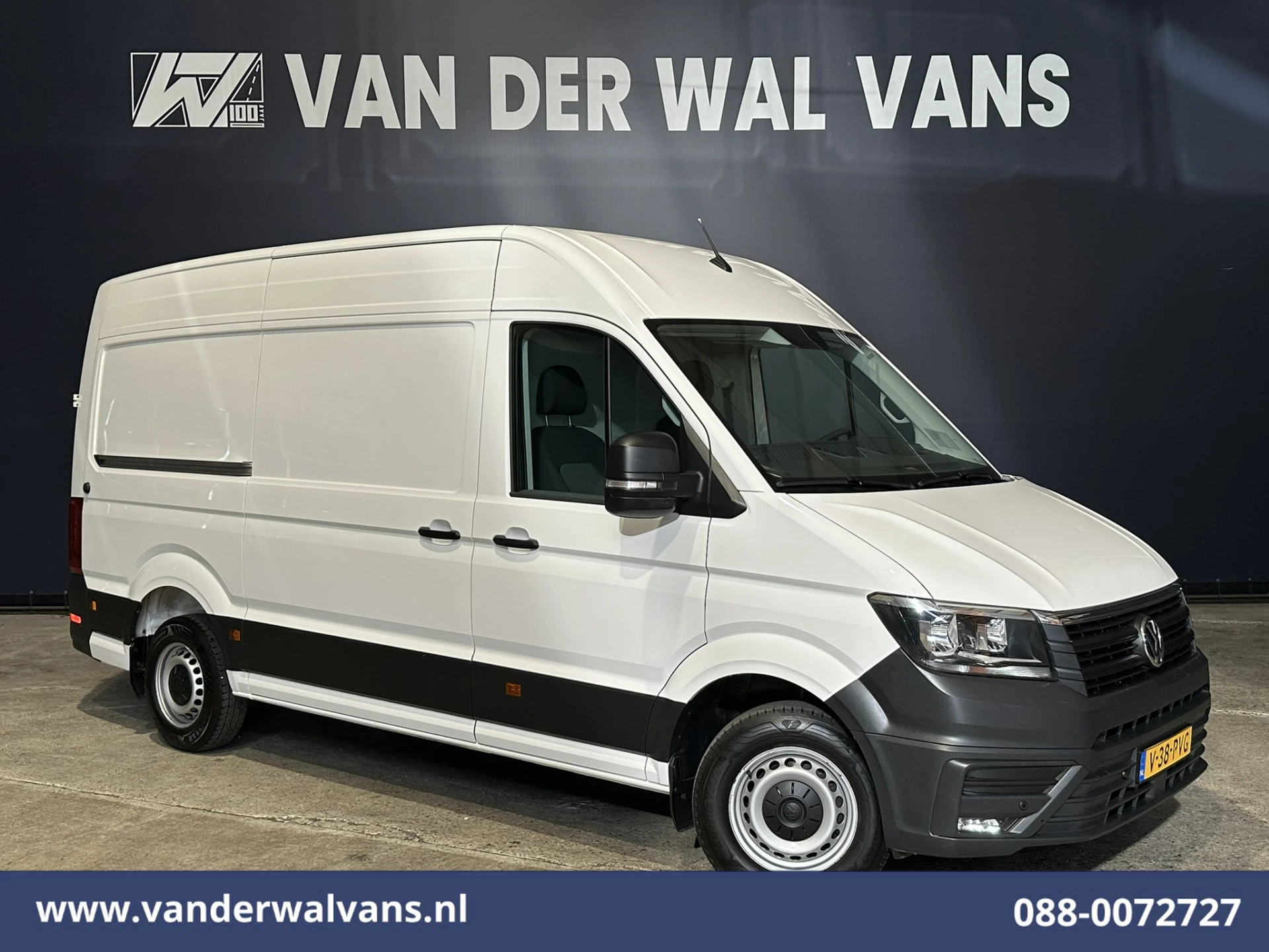 Volkswagen Crafter 2021 - 2.0 TDI 141pk L3H3 L2H2 Euro6 Airco | Navigatie | Apple Carplay | Chauffeursstoel zdjęcie 1