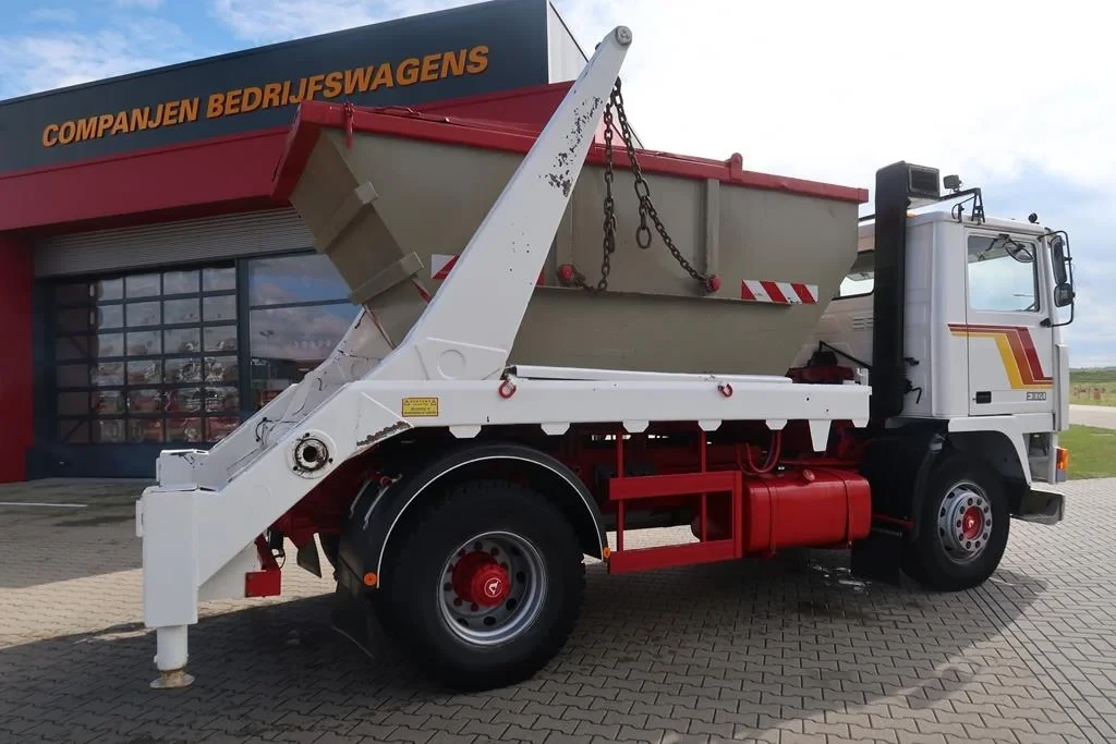 Volvo F 10 1979 - F10 4x2 - 1979 - Container Oldtimer image 3